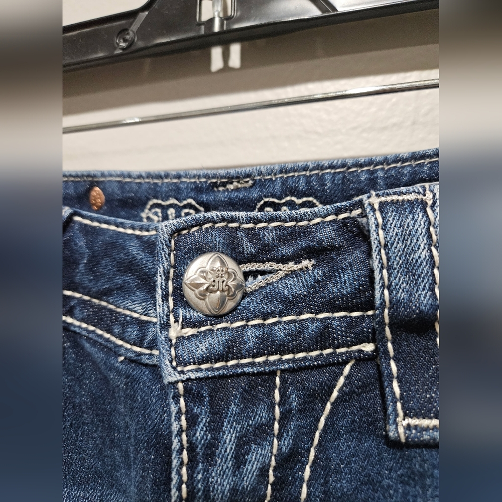 Miss Me Dark Blue Embellished Jeans Size 27 Inseam 32" - Picture 7 of 8